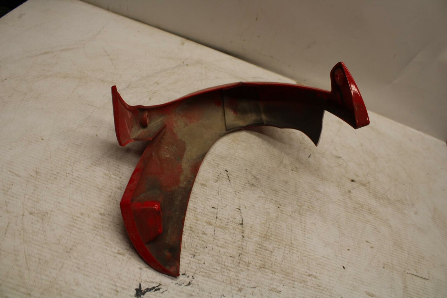 08-11 TRIUMPH SPEED TRIPLE REAR TAILLIGHT BRAKE LIGHT TRIM BB366 