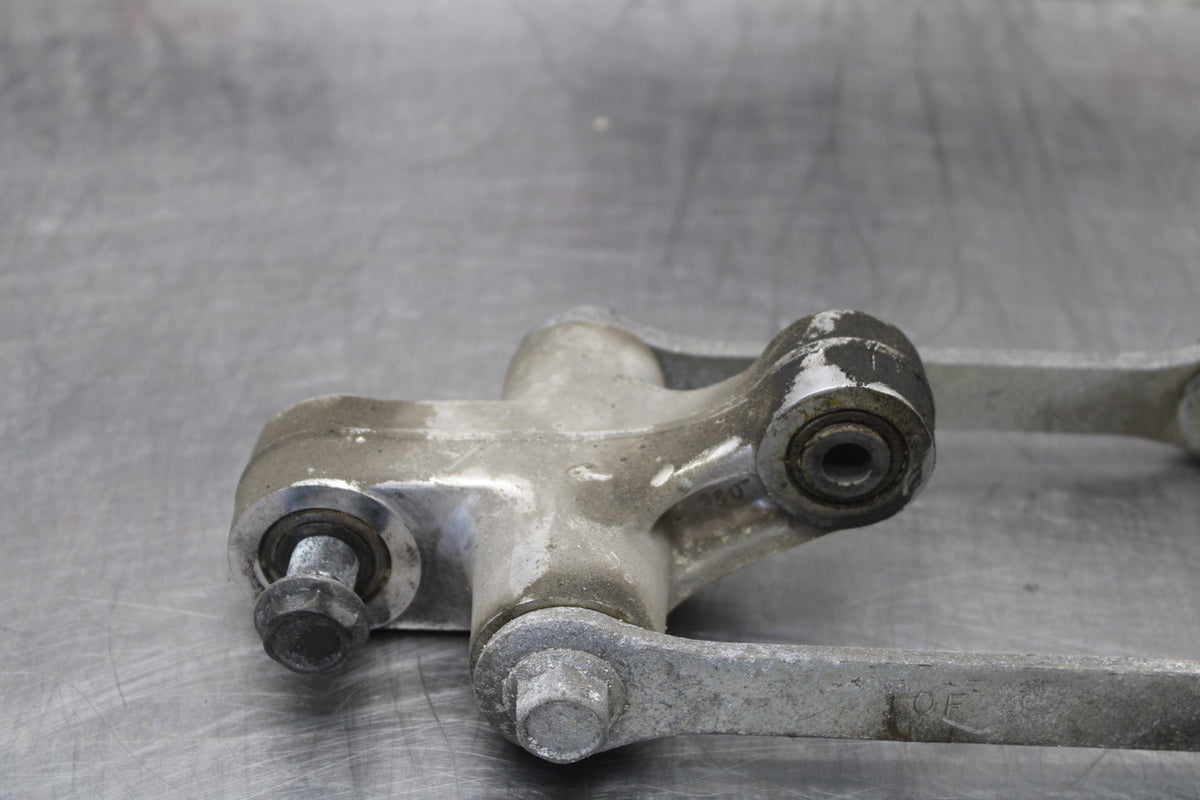 05-09 SUZUKI BOULEVARD C90 REAR BACK SHOCK DOG BONE LINK BB918