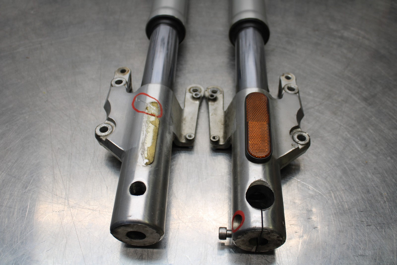 05 TRIUMPH ROCKET III FRONT FORKS SHOCK SUSPENSION SET PAIR BB186