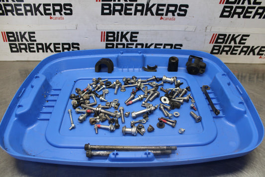23 KAWASAKI Z900RS MOUNTING BOLTS HARDWARE SCREWS BB935