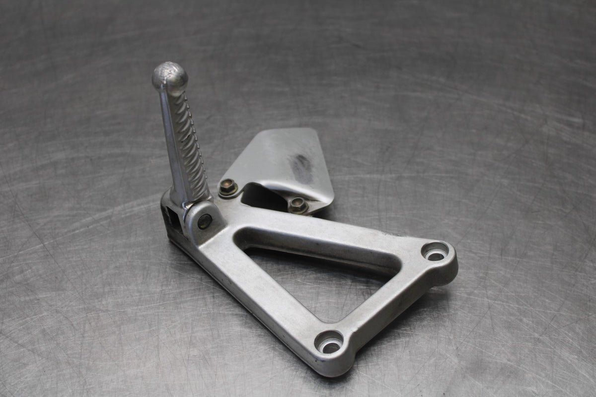 05 DUCATI SUPERSPORT 800 RIGHT REARSET REAR SET DRIVER FOOT PEG REST STOP BB913