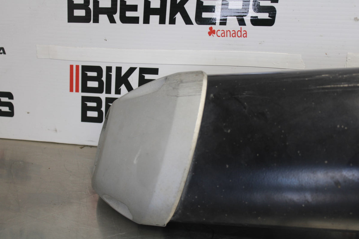 09 KAWASAKI CONCOURS 14 ZG1400B EXHAUST PIPE MUFFLER SLIP ON CAN BB875