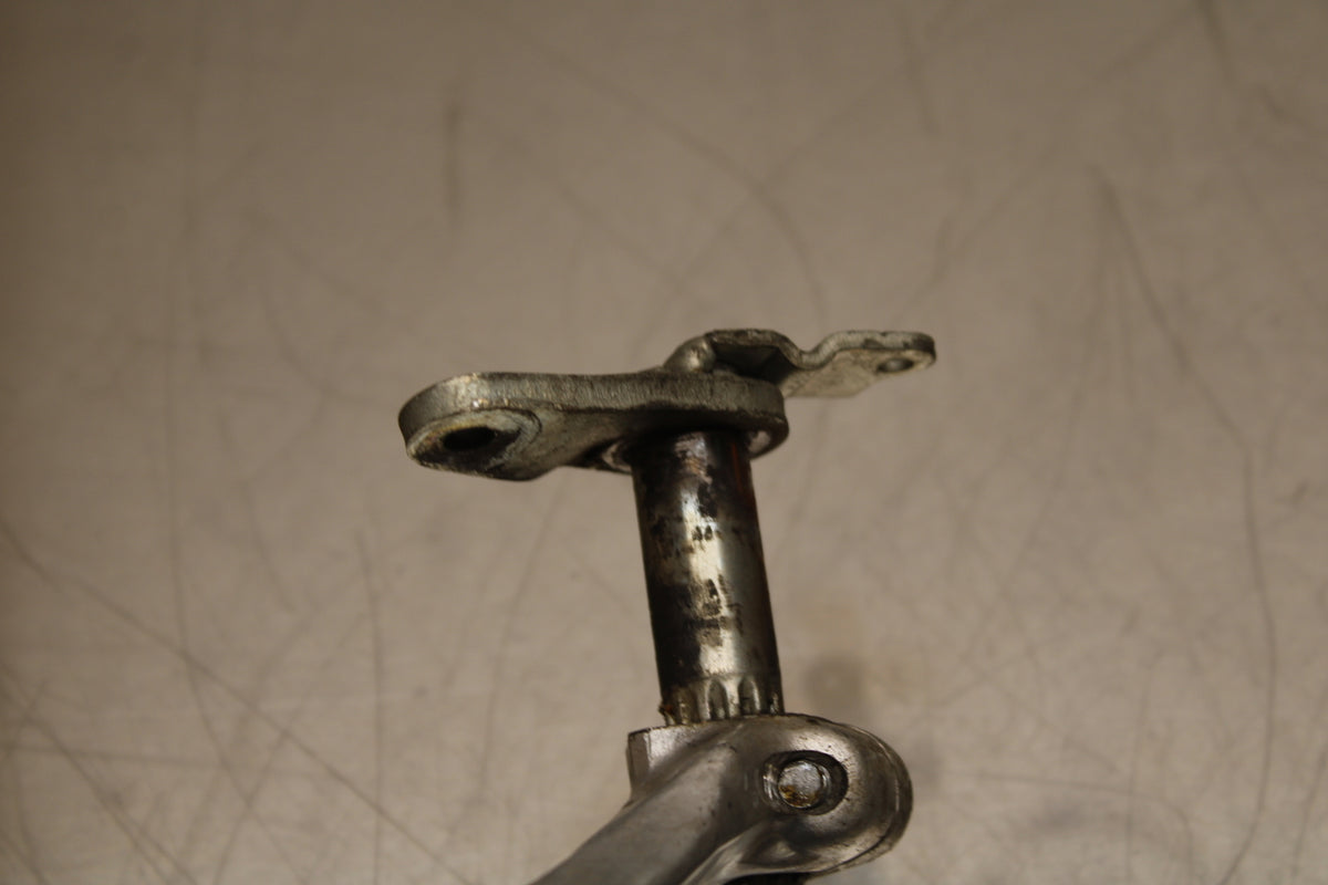 86 SUZUKI GS750ES RIGHT REARSET BRAKE FOOT PEDAL BB140