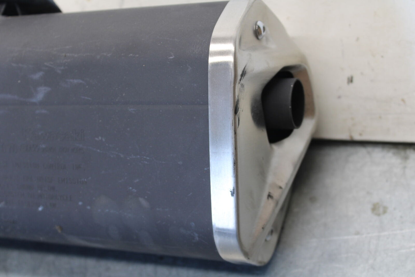 18-23 KAWASAKI NINJA 400 EXHAUST PIPE MUFFLER SLIP ON CAN SILENCER BB660