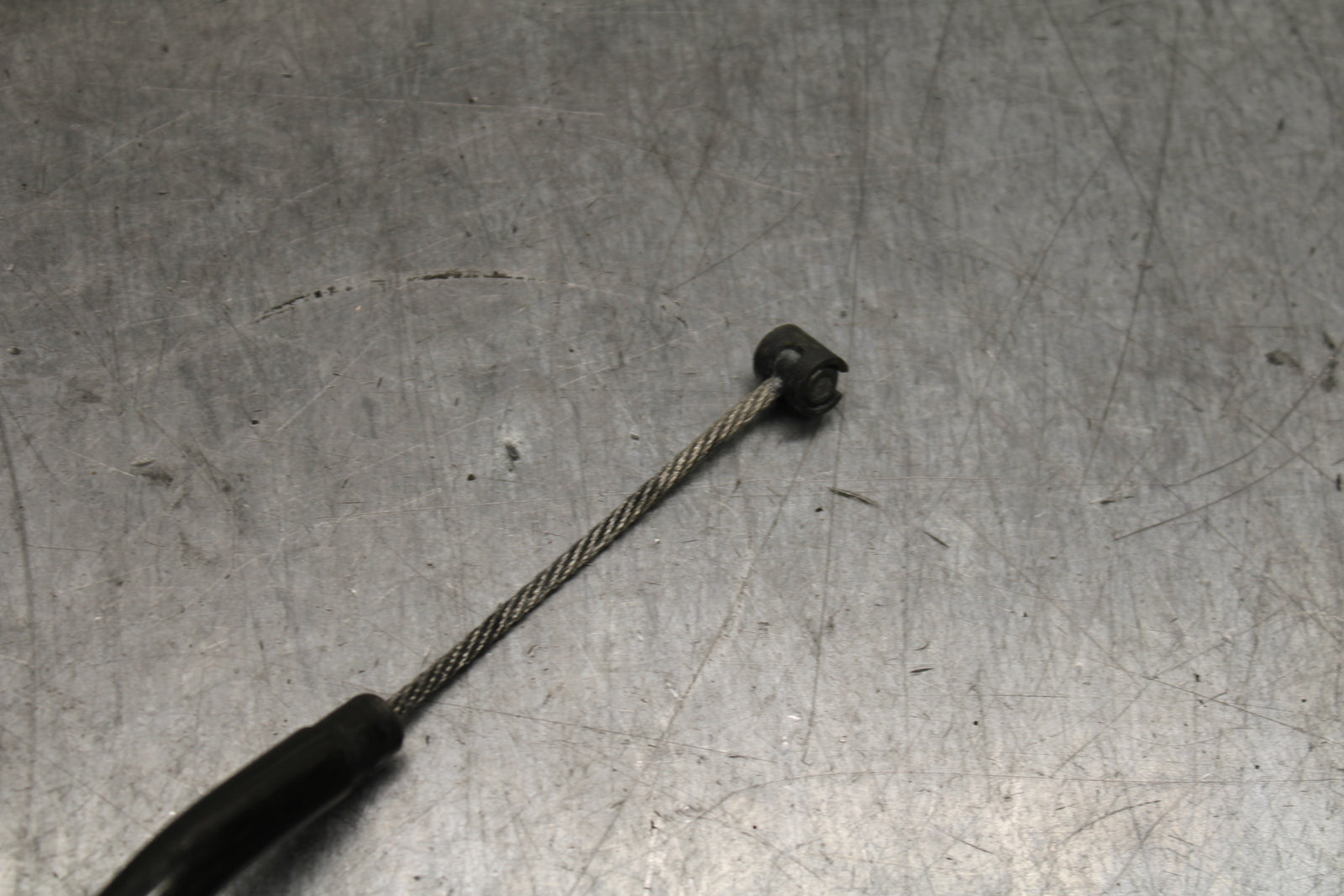 06-07 SUZUKI GSXR750 CLUTCH CABLE LINE BB123