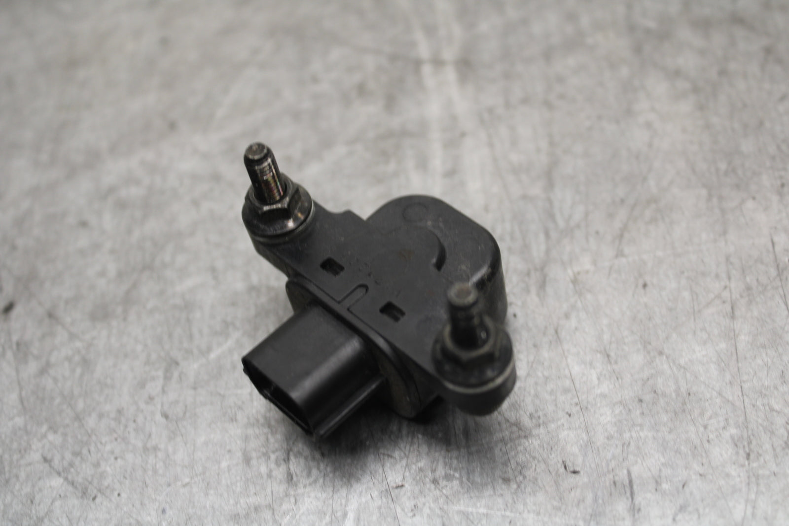 13-18 KAWASAKI NINJA ZX6R TIP OVER BANK ANGLE CRASH SENSOR  21176-0026 BB666