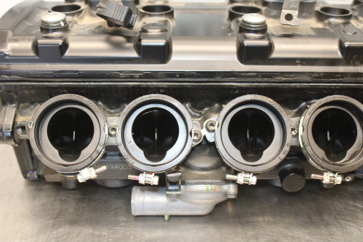 25 KAWASAKI Z900 1,659km ENGINE TOP END CYLINDER HEAD BB928
