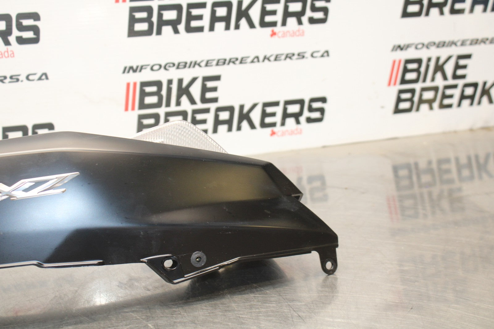 23-24 KAWASAKI NINJA ZX14R NEW!! RIGHT REAR BACK TAIL FAIRING COWL & LIGHT BB764