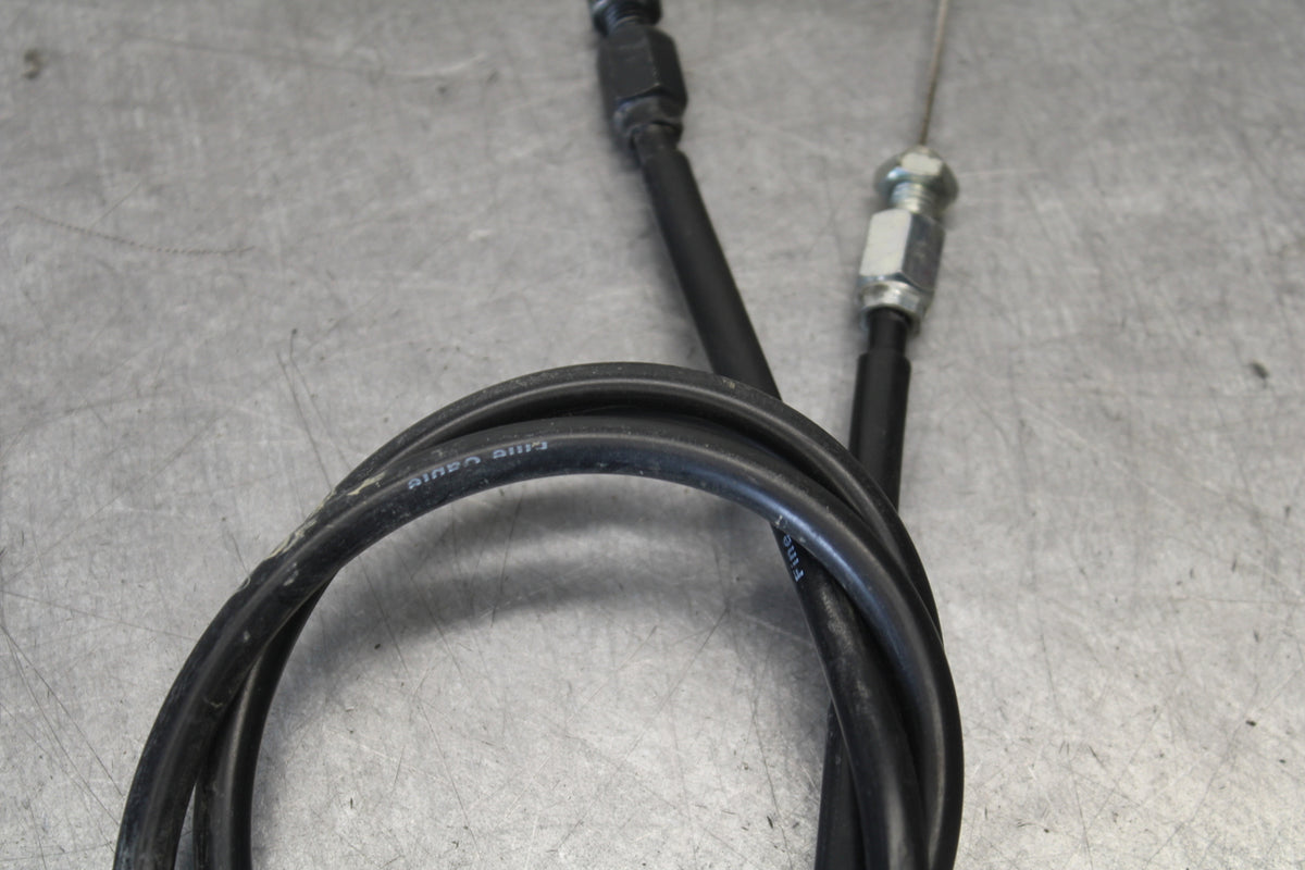 09-14 YAMAHA YZF R1 THROTTLE CABLES LINES 14B-26302-01-00 BB696