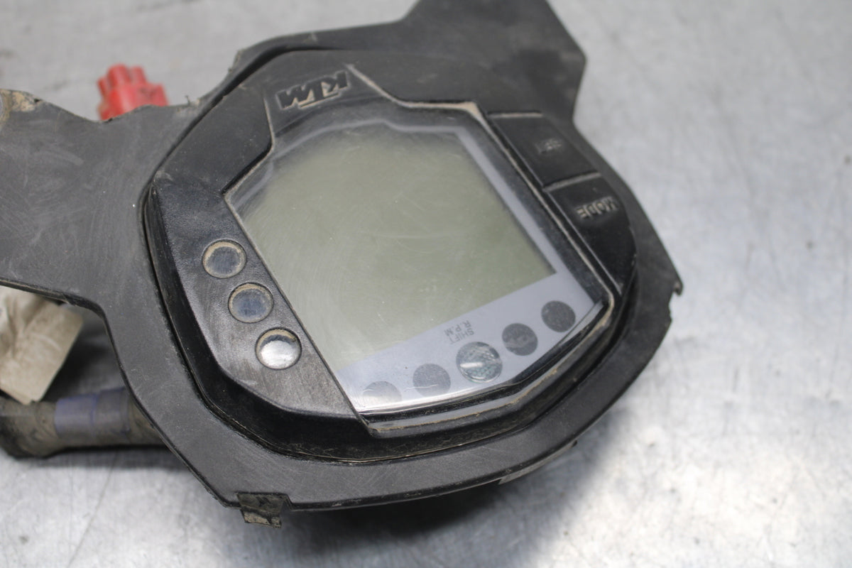 13-16 KTM 390 DUKE SPEEDO TACH GAUGES CLUSTER SPEEDOMETER TACHOMETER  BB748