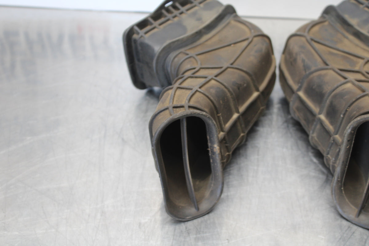 04-05 KAWASAKI NINJA ZX10R RIGHT LEFT AIR INTAKE DUCTS BB163