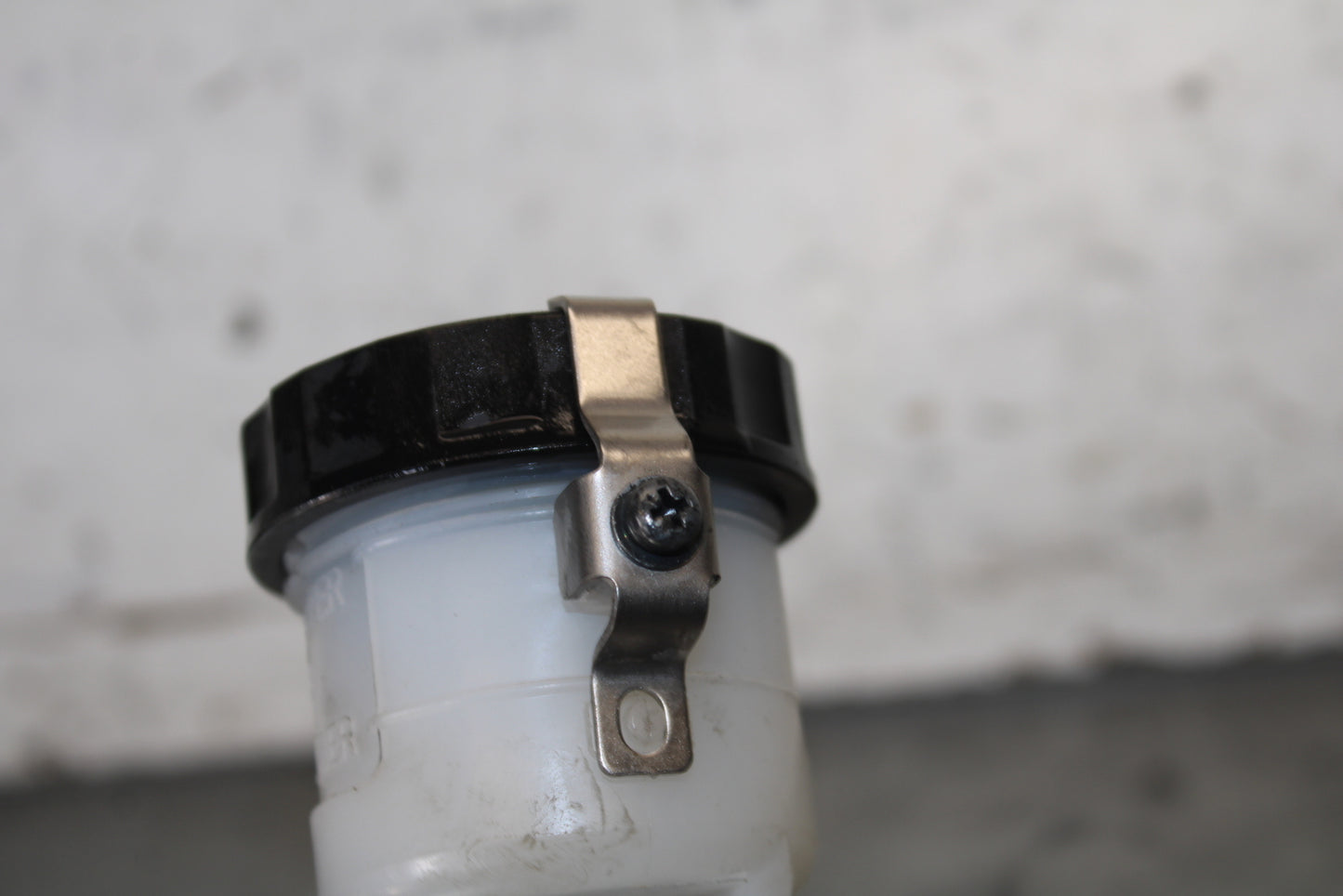 19-23 KAWASAKI NINJA ZX6R FRONT BRAKE MASTER CYLINDER w/ LEVER BB701