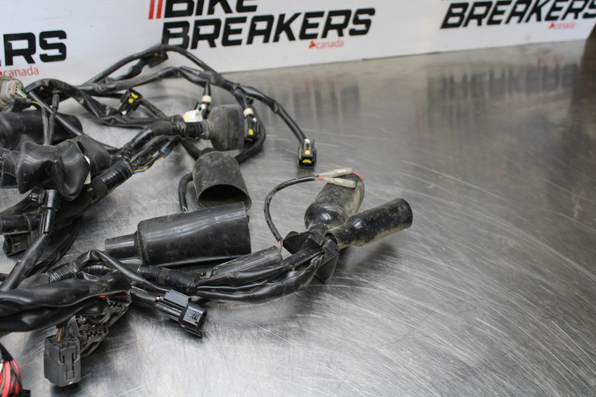 24-25 KAWASAKI NINJA ZX4R MAIN ENGINE WIRING HARNESS MOTOR WIRE LOOM BB174