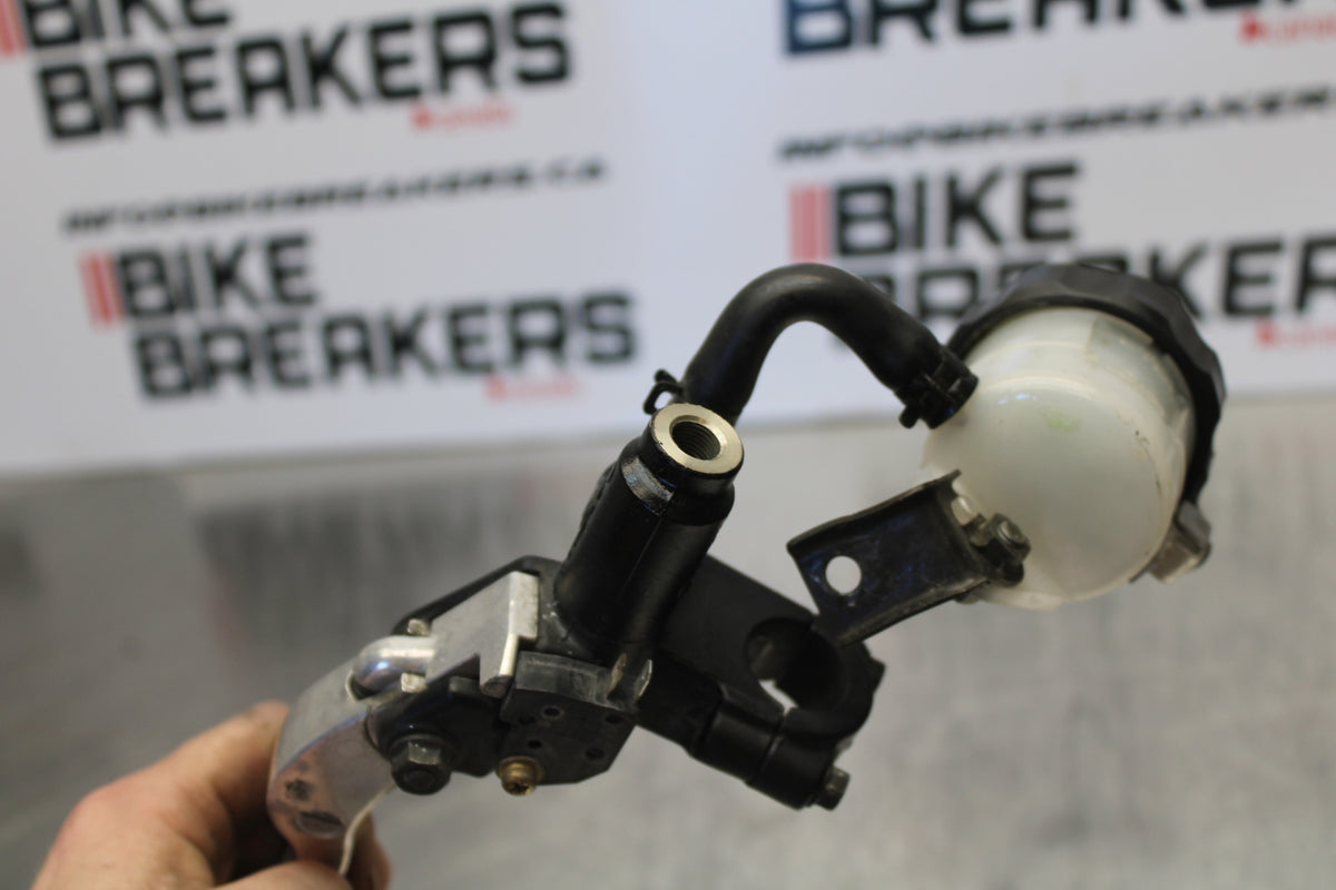 00 SUZUKI SV650 FRONT BRAKE MASTER CYLINDER w/ LEVER BB156