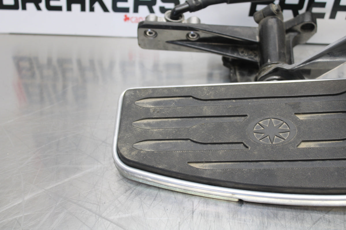 09 YAMAHA ROYAL STAR XVZ1300TF VENTURE RIGHT FRONT FOOT REST PEG STEP BB151