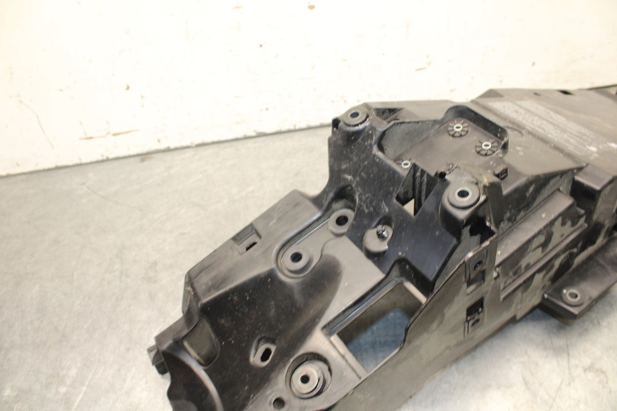 22-24 YAMAHA XSR900 REAR BACK TAIL UNDERTAIL BATTERY TRAY PLASTIC BB683