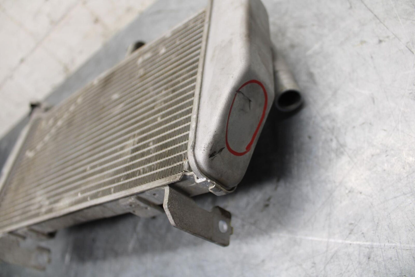 2015 Yamaha YZF R3 ENGINE RADIATOR MOTOR COOLER COOLING RADIATER BB526