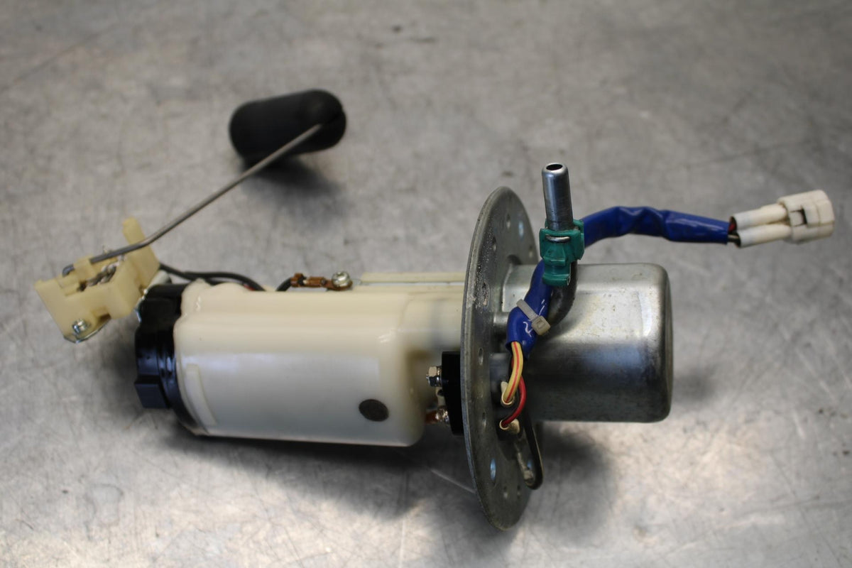 06-07 SUZUKI GSXR750 FUEL PUMP GAS PETROL SENDER UNIT 15100-01H00 BB613