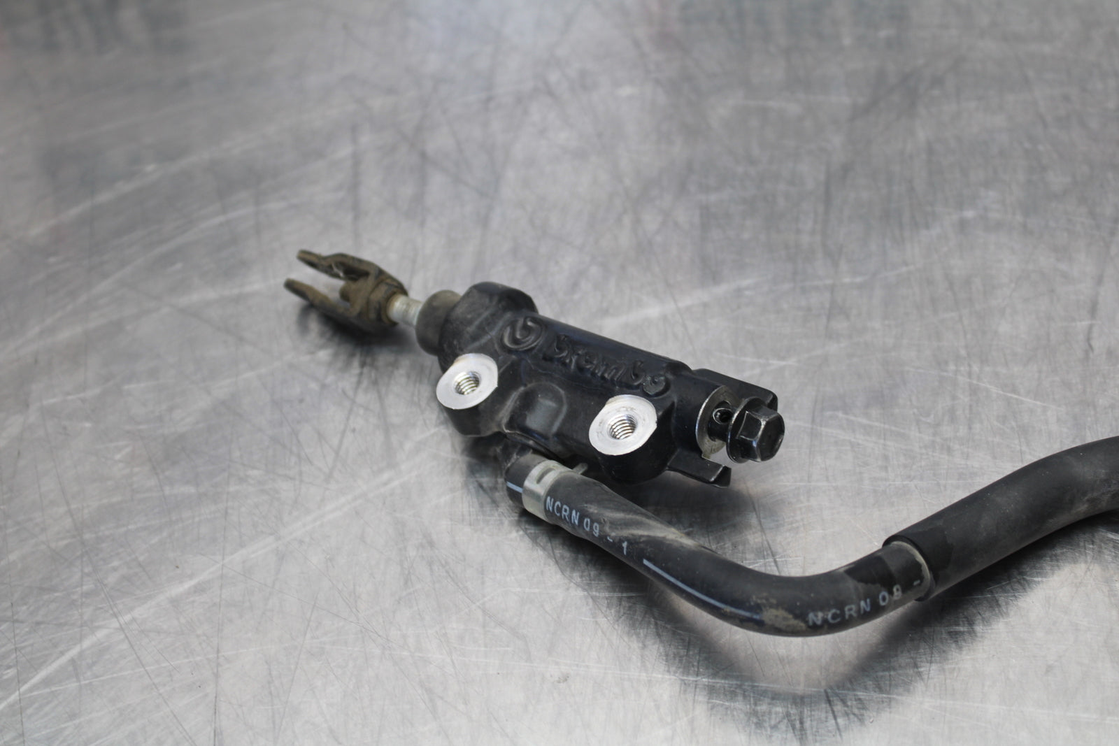 09-15 YAMAHA FZ6R REAR BACK BRAKE MASTER CYLINDER W RESERVOIR BB161