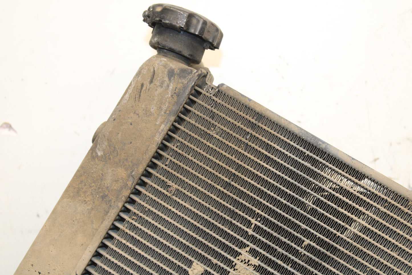 16-17 KAWASAKI VULCAN S 650 EN650 ABS ENGINE COOLER COOLING RADIATOR BB731