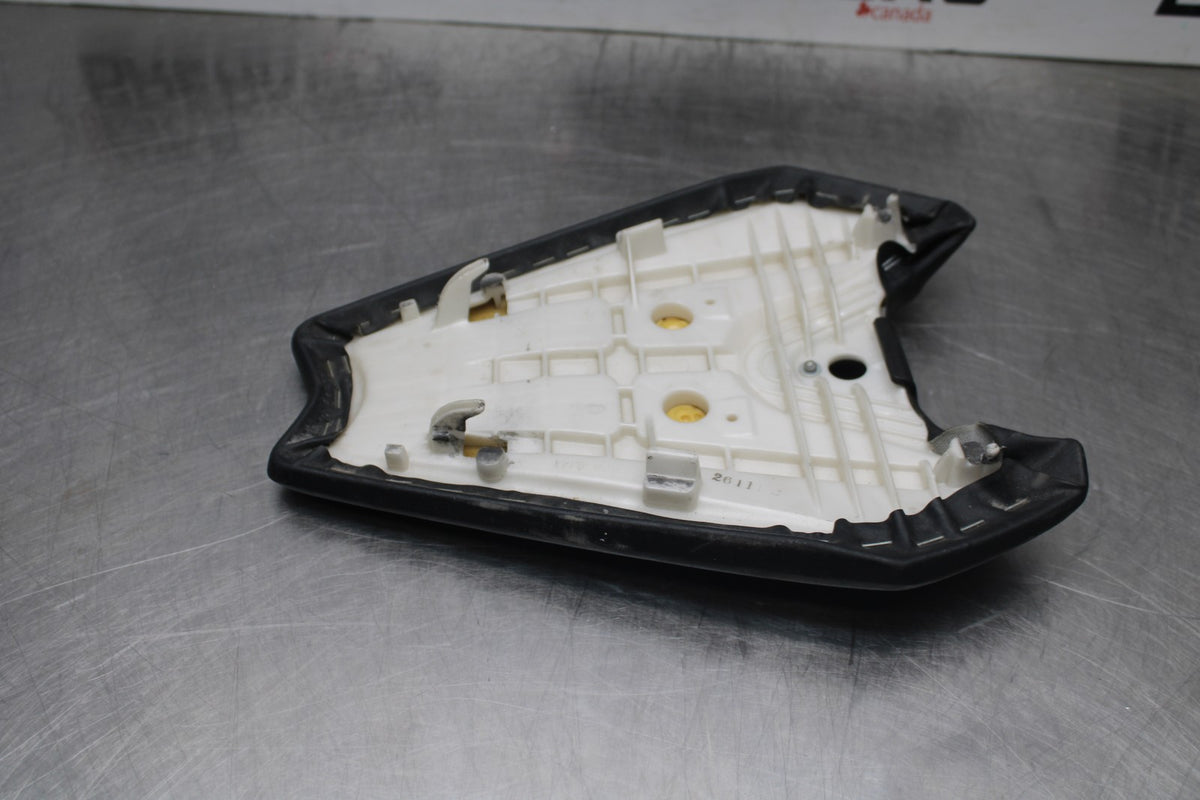 14-15 KAWASAKI Z1000 REAR BACK PASSENGER TANDEM SEAT PAD SADDLE PILLION BB743