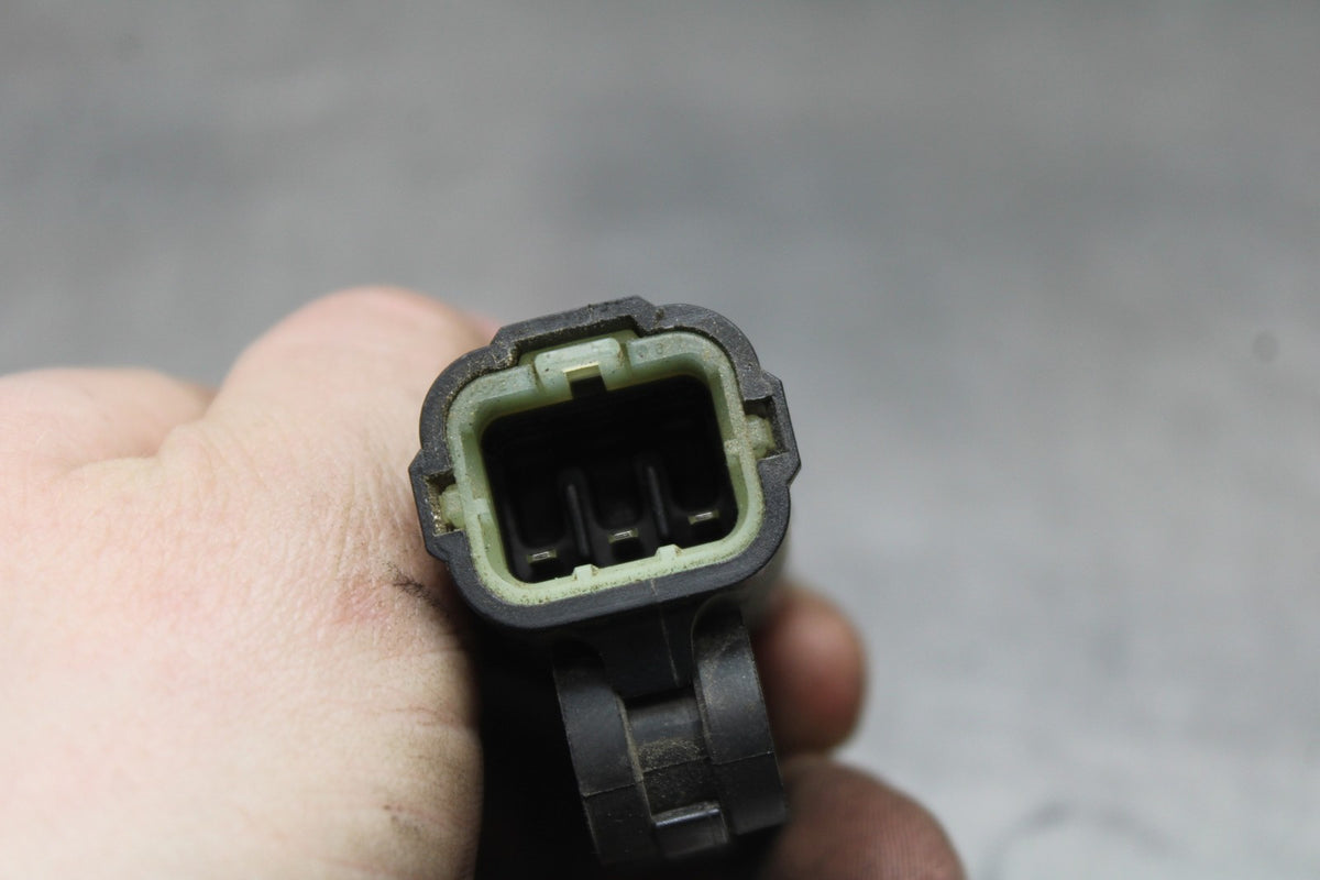 05 YAMAHA YZF R6 TIP OVER BANK ANGLE CRASH SENSOR SWITCH  BB814