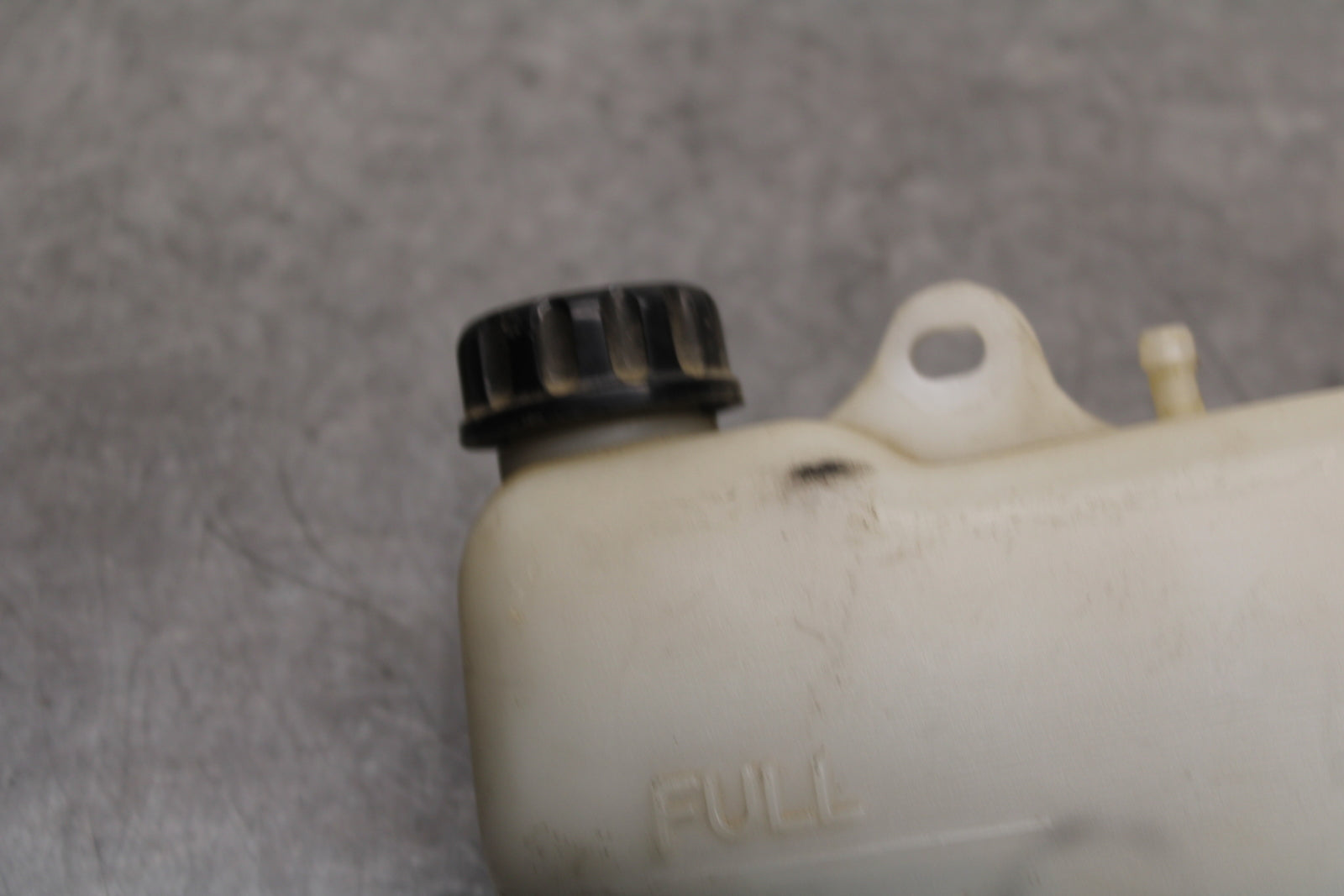 93-94 KAWASAKI NINJA ZX7R COOLANT WATER TANK RESERVOIR BOTTLE BB122