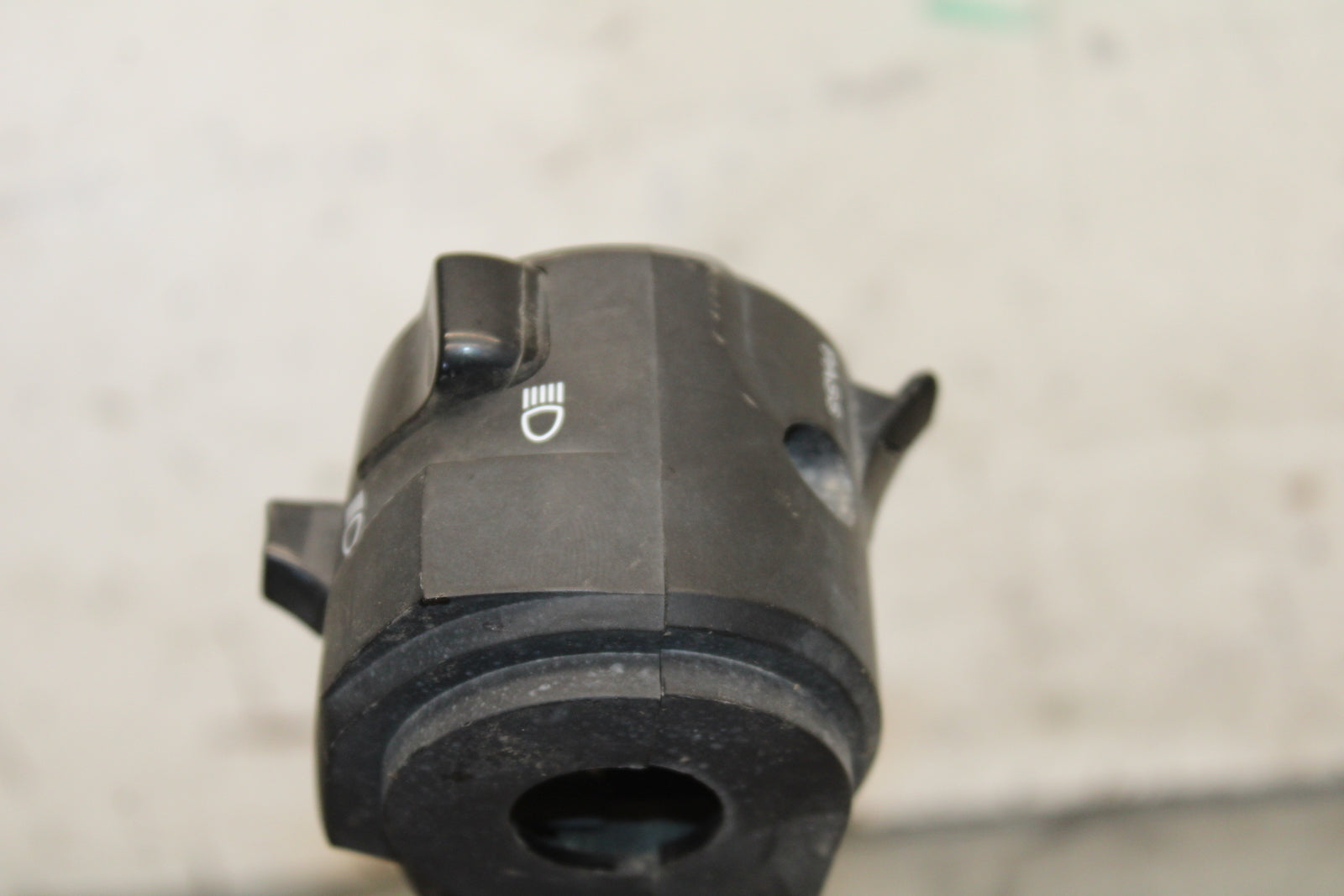 19-22 KAWASAKI Z400 LEFT CLIP ON HANDLE HORN SIGNALS SWITCH SWITCHES BB708