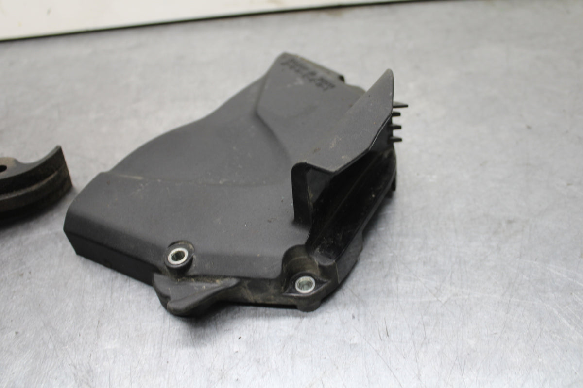 09-14 YAMAHA YZF R1 ENGINE SPROCKET COVER BB119