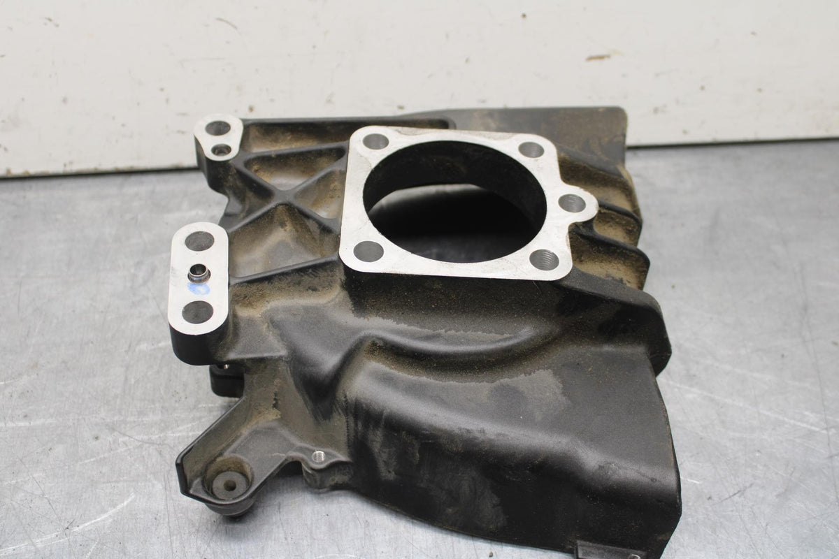 06-14 YAMAHA ROADLINER S XV1900S ENGINE INNER SPROCKET COVER BB619