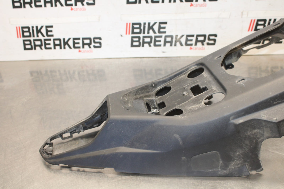 19-24 YAMAHA R3 REAR BACK TAIL UNDERTAIL FAIRING COWL FENDER BB942