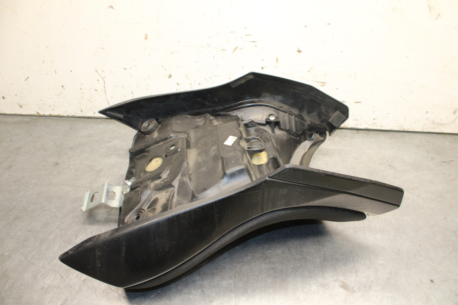 14-15 KAWASAKI NINJA 650 EX650F ABS FRONT DRIVERS SEAT PAD SADDLE PILLION BB741