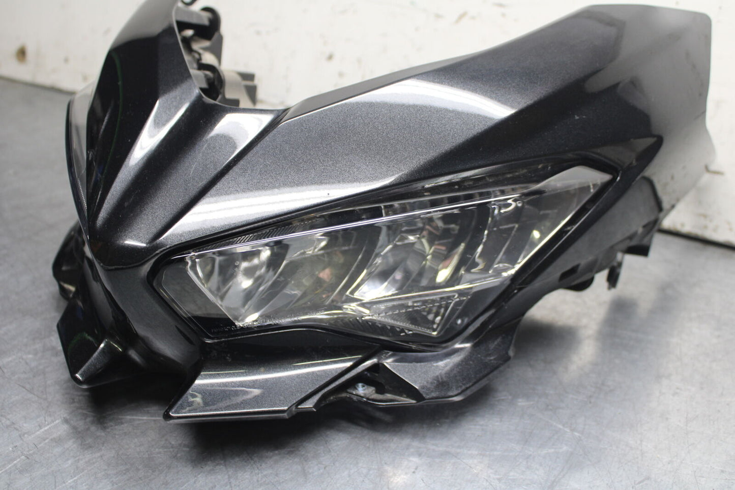 18-23 KAWASAKI NINJA 400 EX400 ABS FRONT HEADLIGHT HEAD LIGHT LAMP BB747