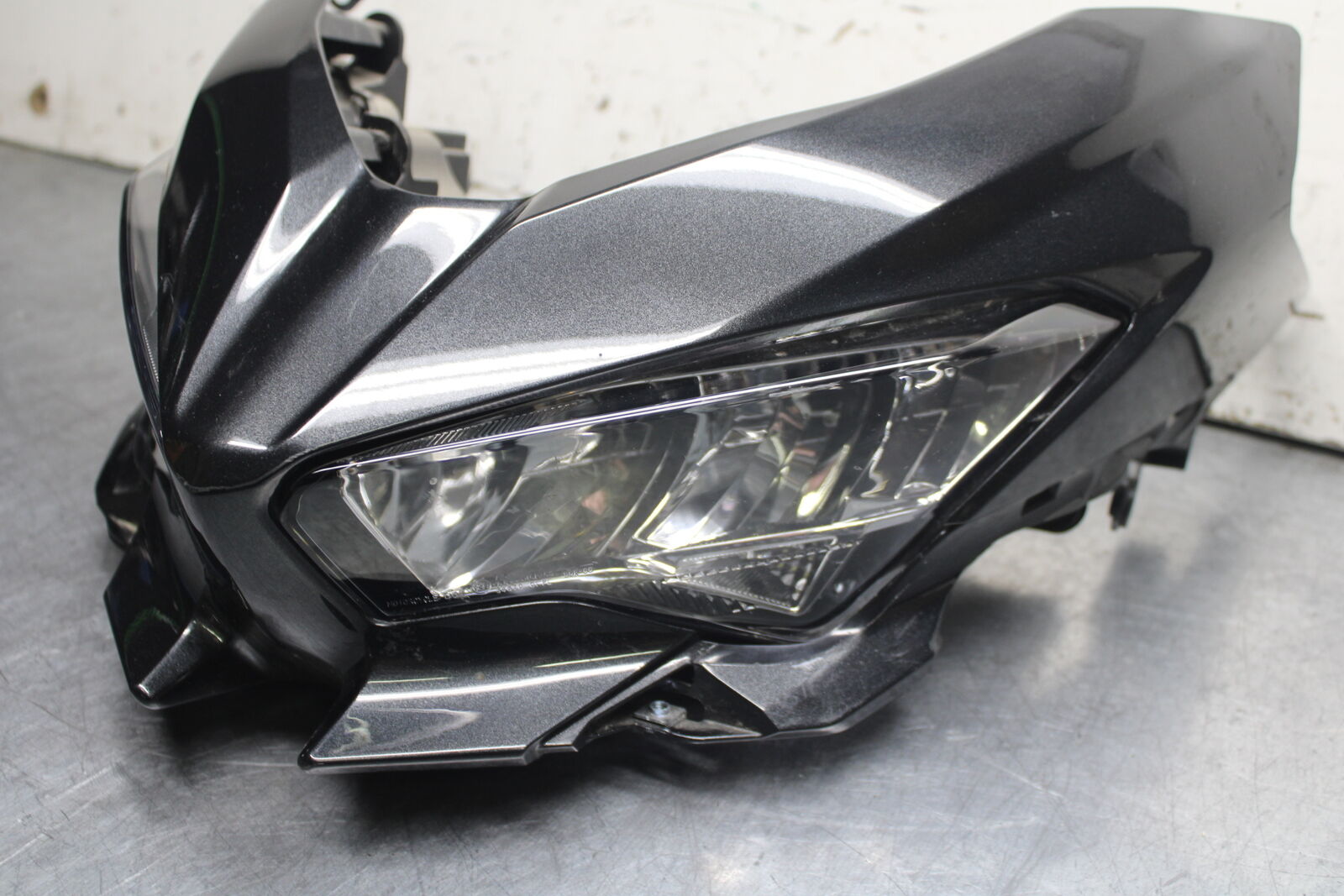 18-23 KAWASAKI NINJA 400 EX400 ABS FRONT HEADLIGHT HEAD LIGHT LAMP BB747