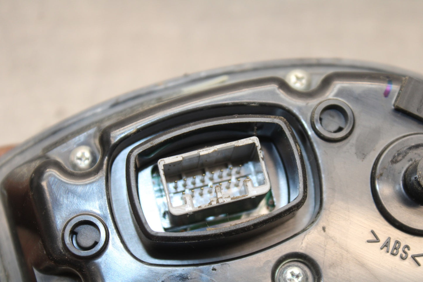 09-10 KAWASAKI ER-6N SPEEDO GAUGES DISPLAY CLUSTER SPEEDOMETER TACHOMETER BB205