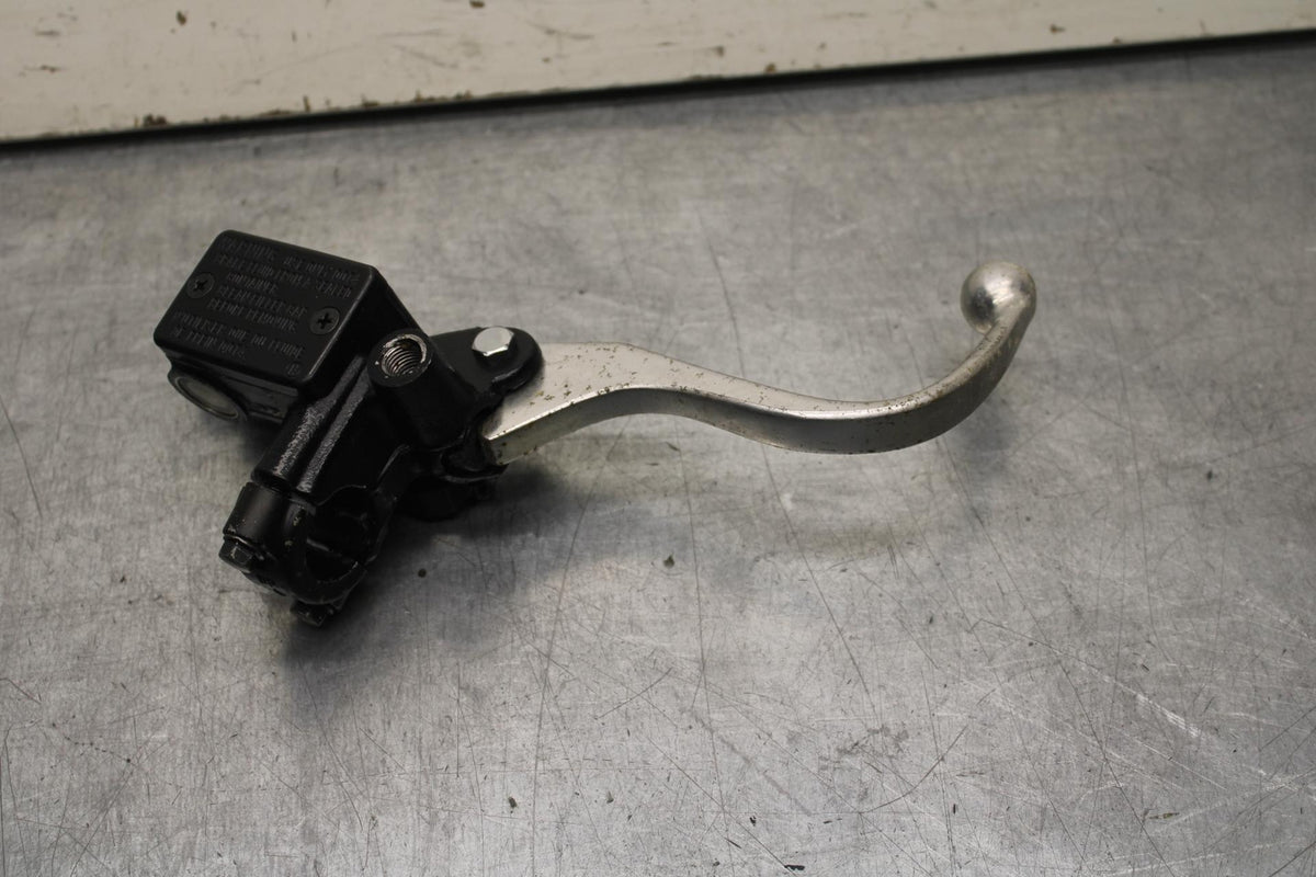 2014 Honda CB500F ABS FRONT BRAKE MASTER CYLINDER w/ LEVER BB102