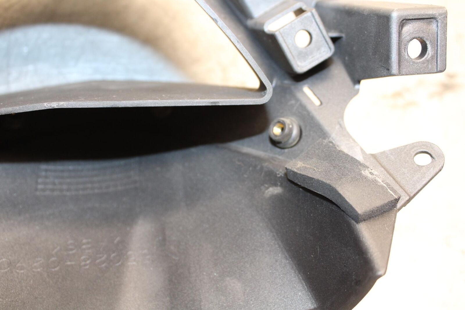 2009 Kawasaki Ninja ZX6R ZX600R FRONT CENTER COWL FAIRING 55028-0290-18T BB548