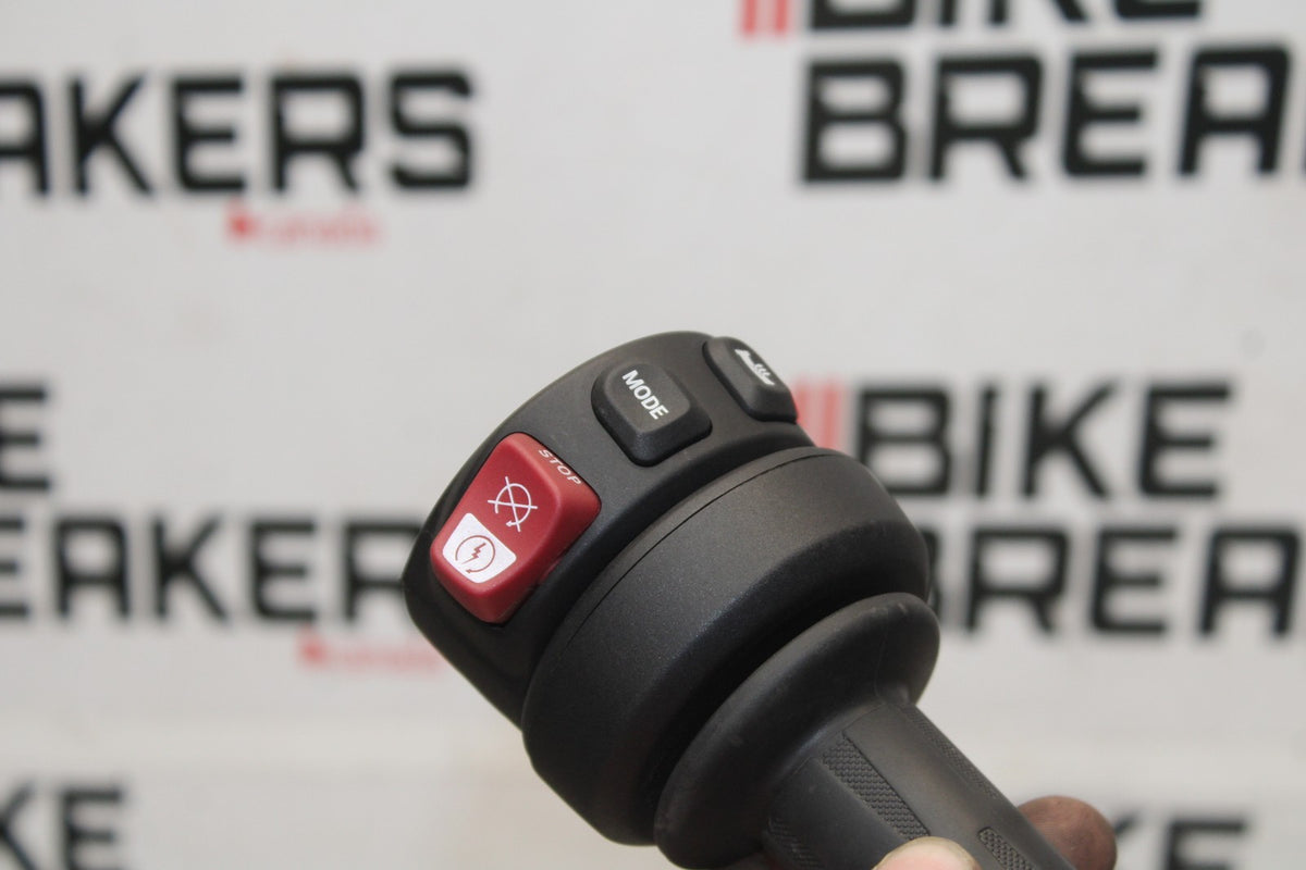 20-23 BMW F900R RIGHT CLIP ON HANDLE KILL OFF START SWITCH SWITCHES BB923