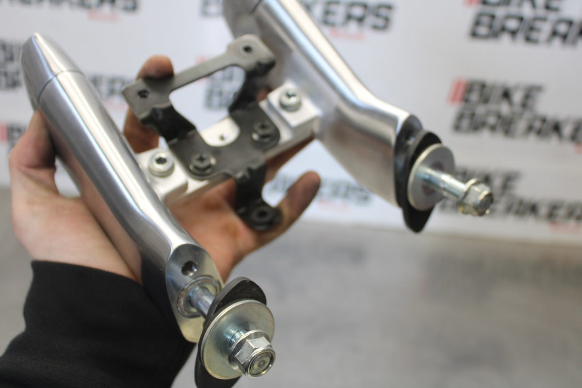 07 SUZUKI BOULEVARD M50 HANDLEBAR RISERS BB897