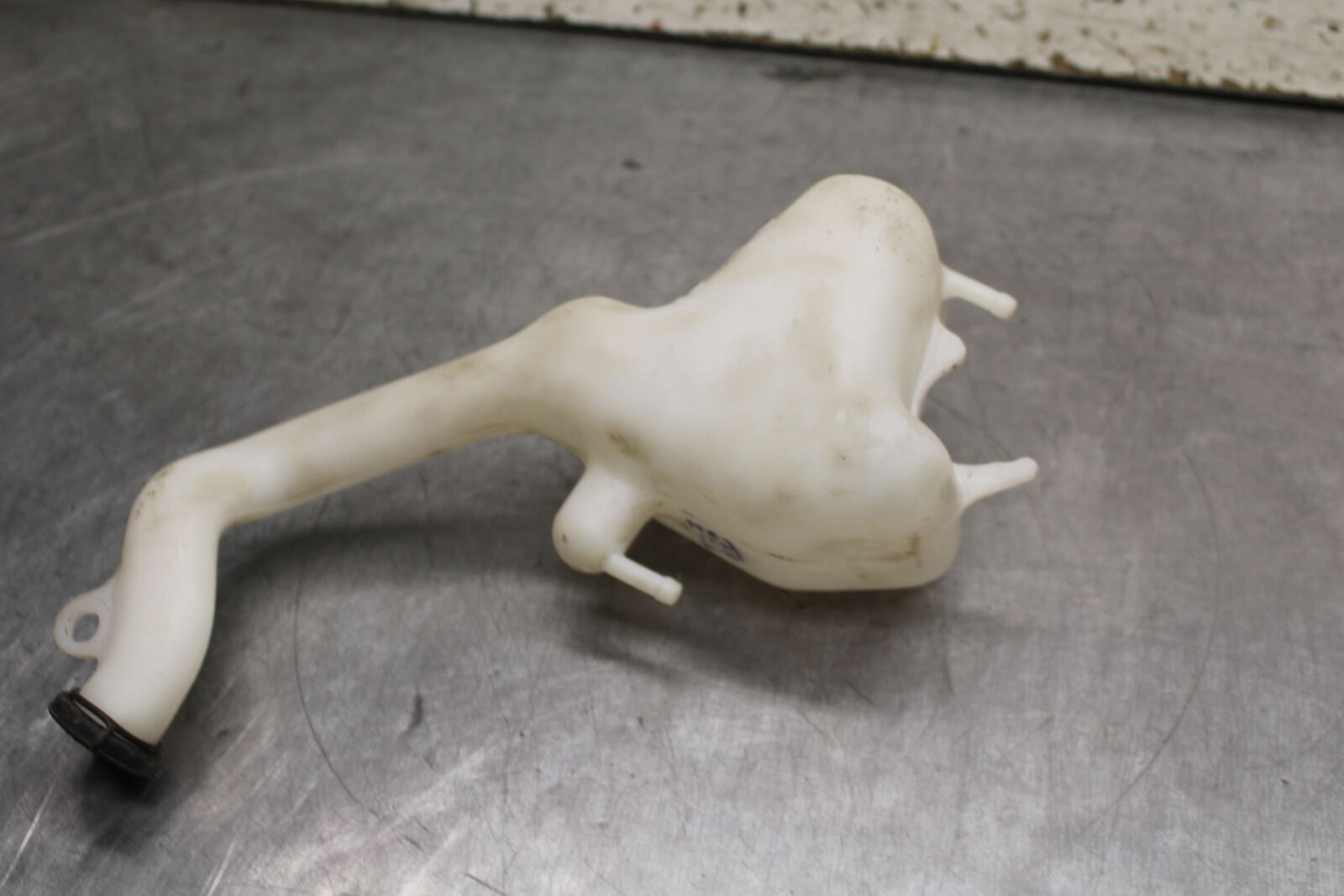 08 HONDA CBR125R COOLANT WATER TANK RESERVOIR BOTTLE BB114