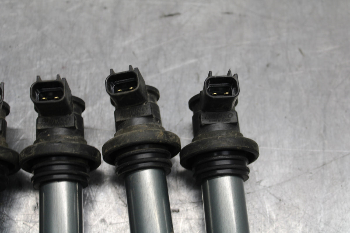 11-24 SUZUKI GSXR750 IGNITION COILS COIL SPARK PLUG CAPS 33410-38H00 BB714