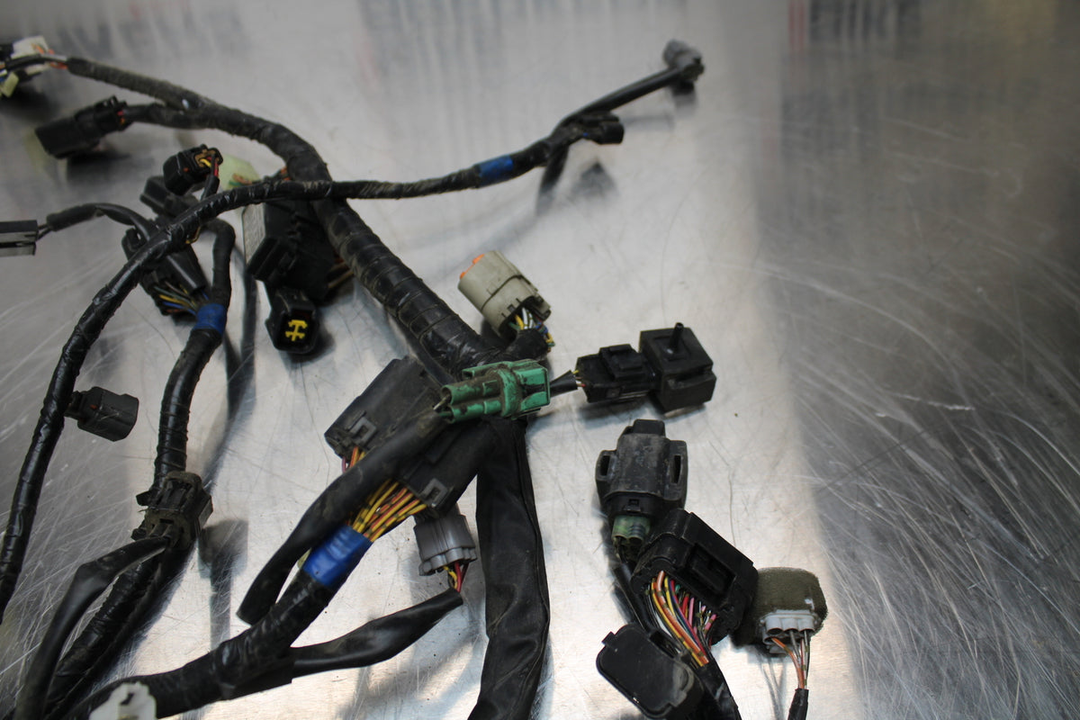 11 SUZUKI GSXR1000 MAIN ENGINE WIRING HARNESS MOTOR WIRE LOOM BB142