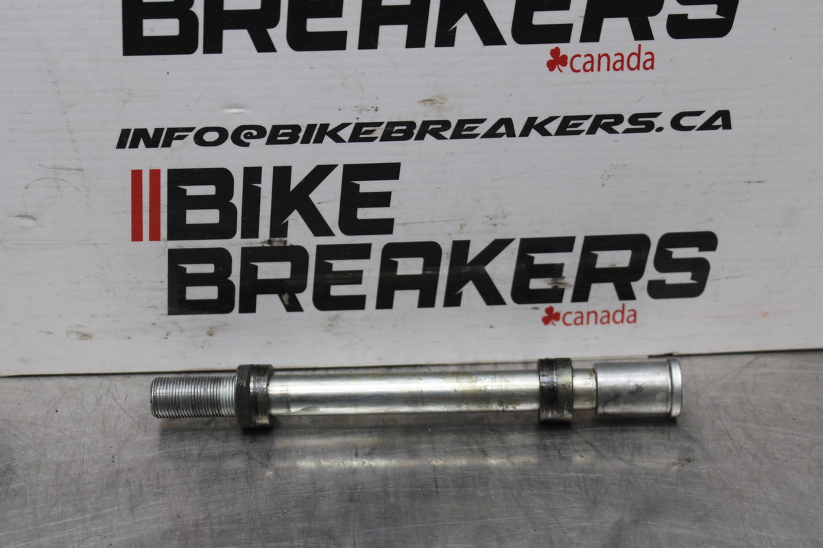 06 KAWASAKI NINJA 650 EX650 FRONT WHEEL RIM AXLE PIVOT BOLT BB823