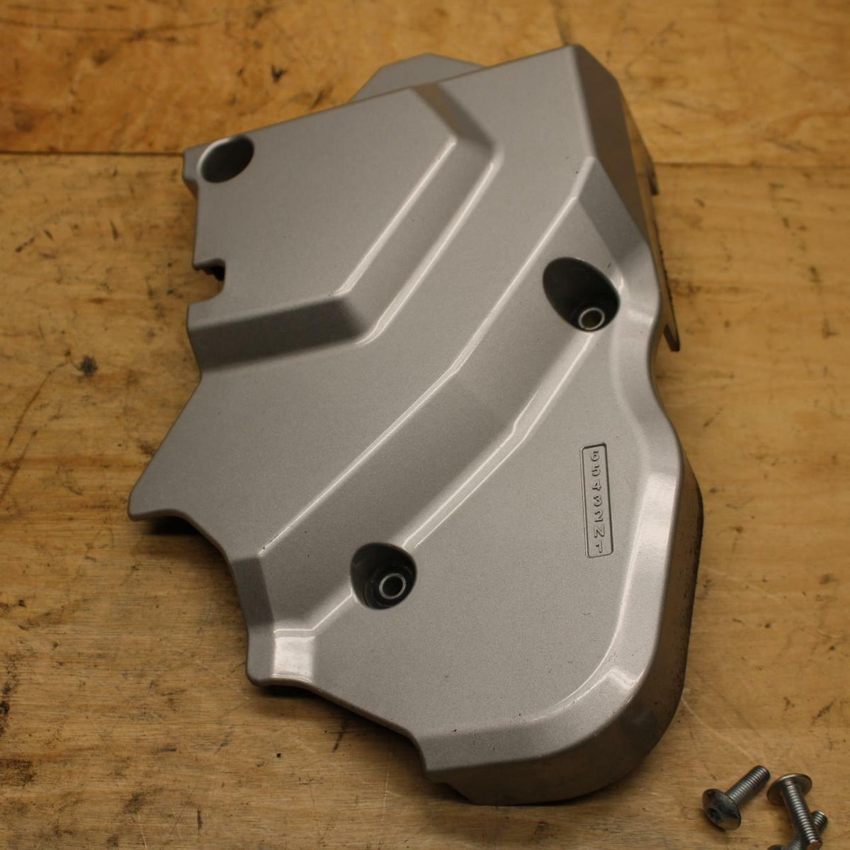 07-12 SUZUKI BANDIT 650S ENGINE SPROCKET COVER BB328