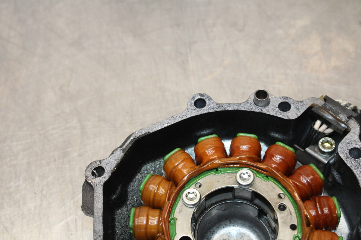 2007 Kawasaki Ninja ZX6R ZX600P STATOR GENERATOR ALTERNATOR & COVER BB175