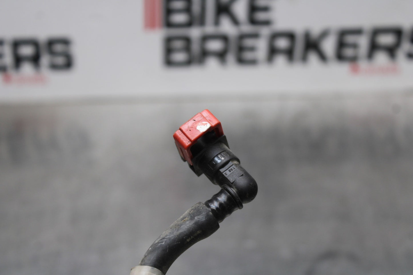 09-10 KAWASAKI ER-6N FUEL HOSE GAS LINE TUBE PIPE BB205