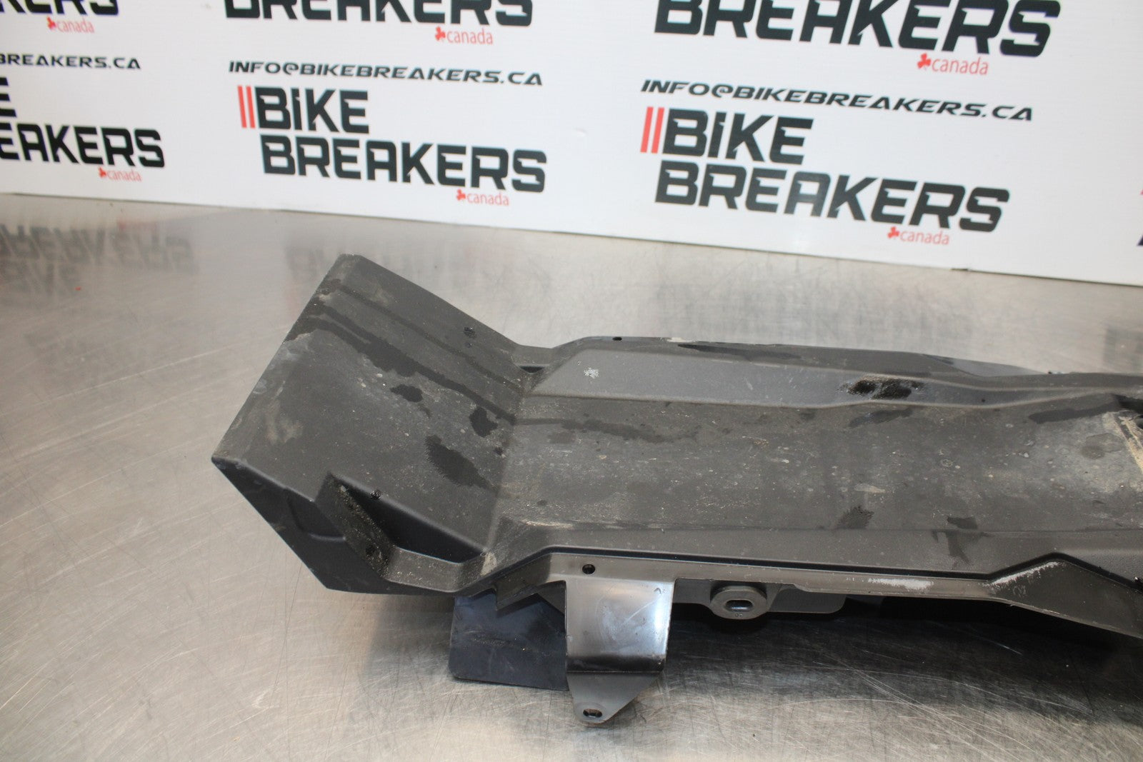 18-23 KAWASAKI NINJA 400 EX400 ABS REAR TAIL UNDERTAIL FAIRING COWL FENDER BB192