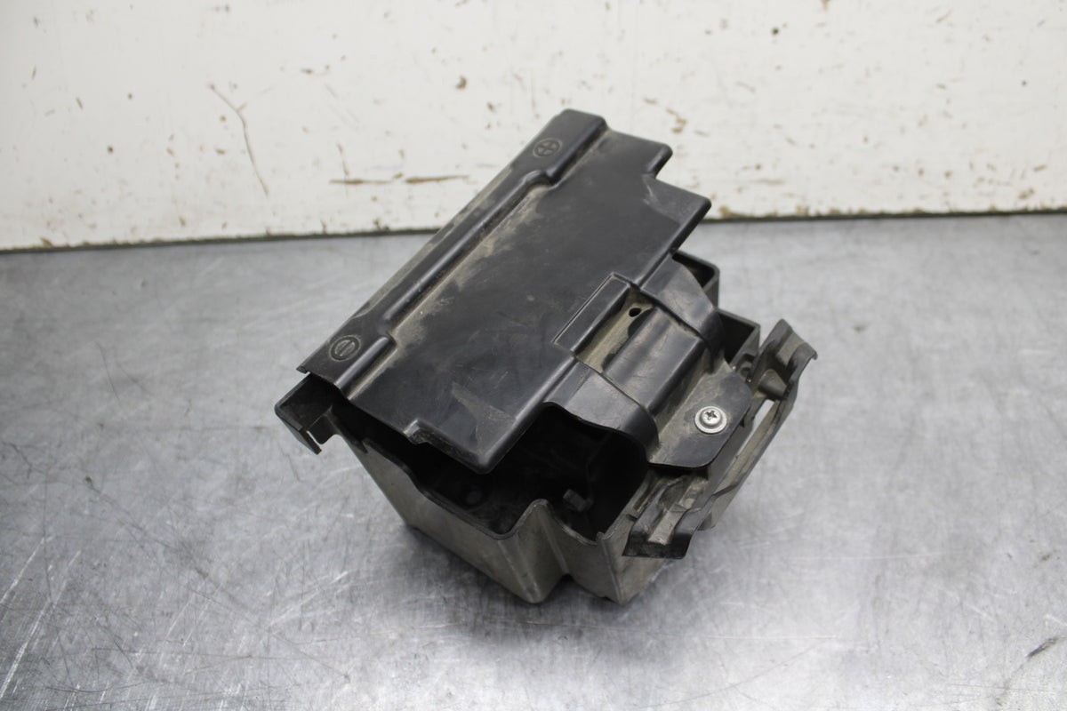 10-13 HONDA SHADOW RS 750 VT750RS BATTERY TRAY BOX HOLDER BB718