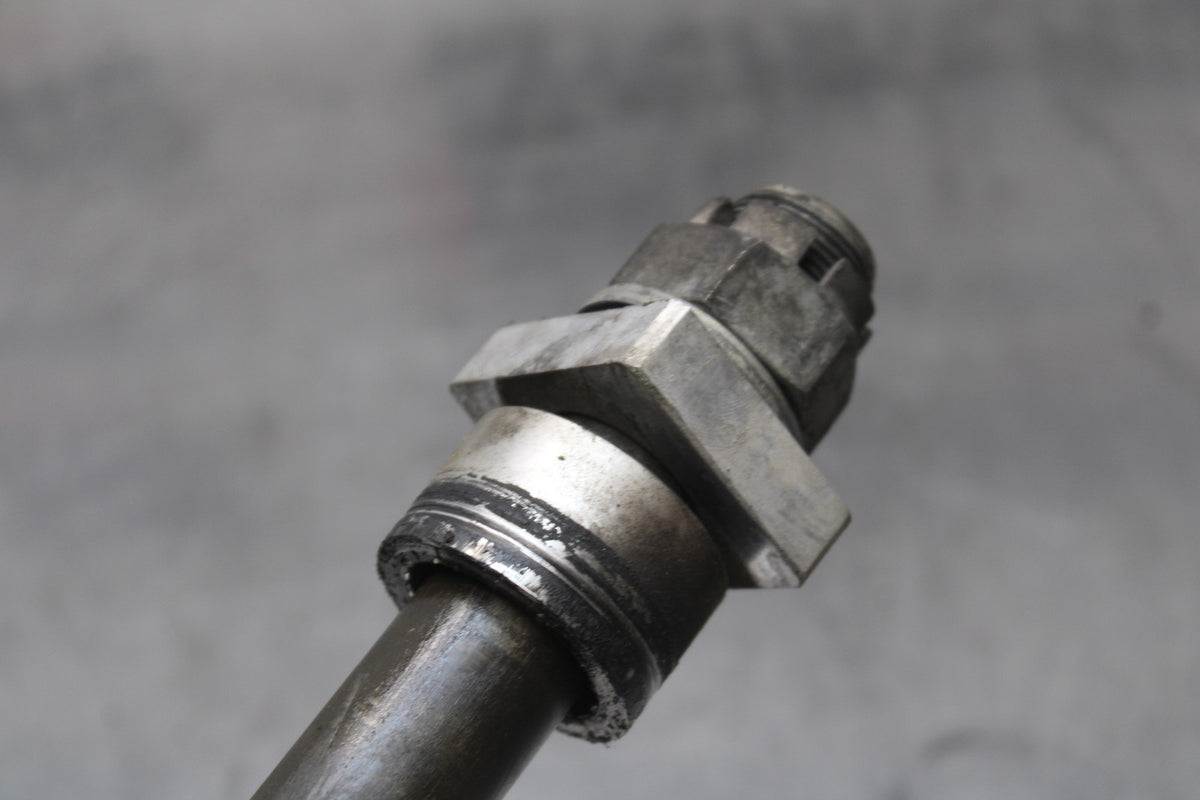 98 KAWASAKI NINJA ZX6 REAR AXLE BACK WHEEL RIM PIVOT BOLT AXEL BB870