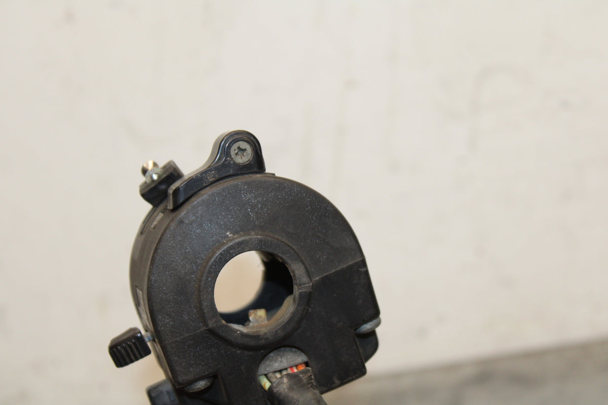 78 SUZUKI GS550E LEFT CLIP ON HANDLE HORN SIGNALS SWITCH SWITCHES BB133